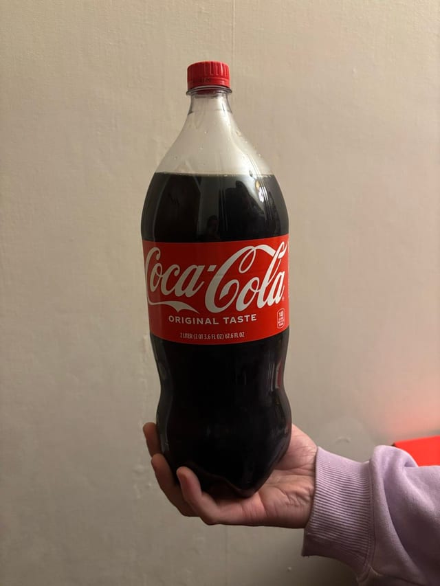 Coca-Cola 2 Liter.